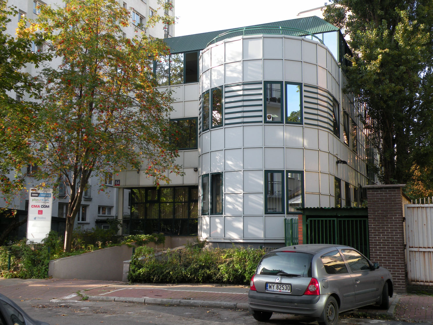 Zdjęcie architektury budynku Nowa Sienna Building